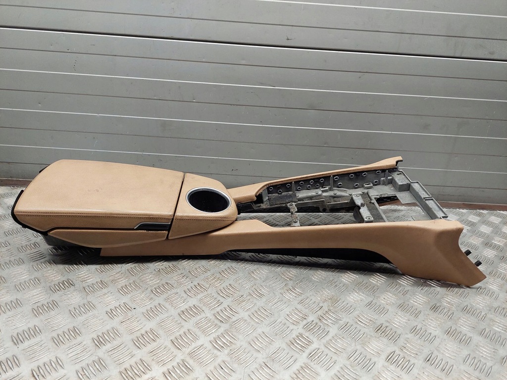 фото №6, Porsche panamera 970 2012 середина подлокотник туннель среднего