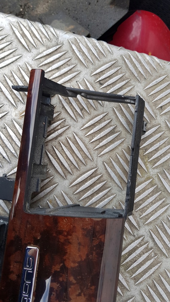 фото №10, Audi a8 d3 молдинг декоративна dekor drewno quattro 4e1857186h