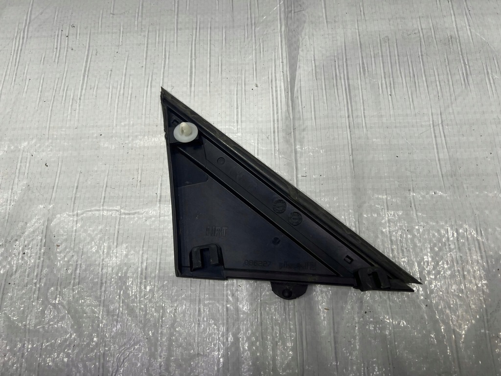 фото №5, Fiat 500 lift 1.2 заглушка крила