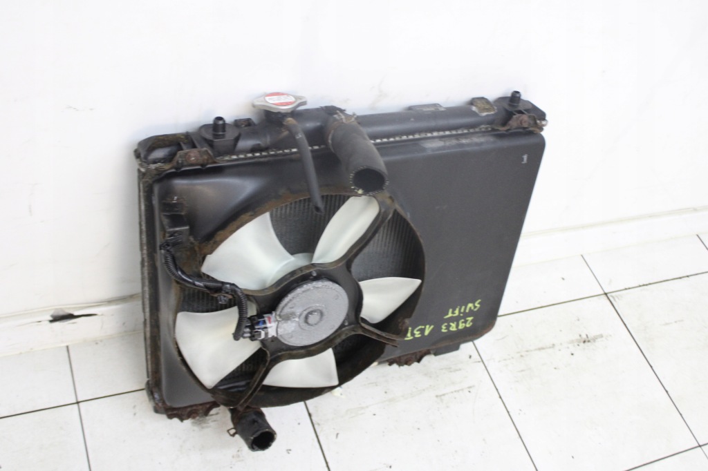 Радіатор води вентилятор suzuki swift iv 4 mk6 2004r- 1.3 b в Україні