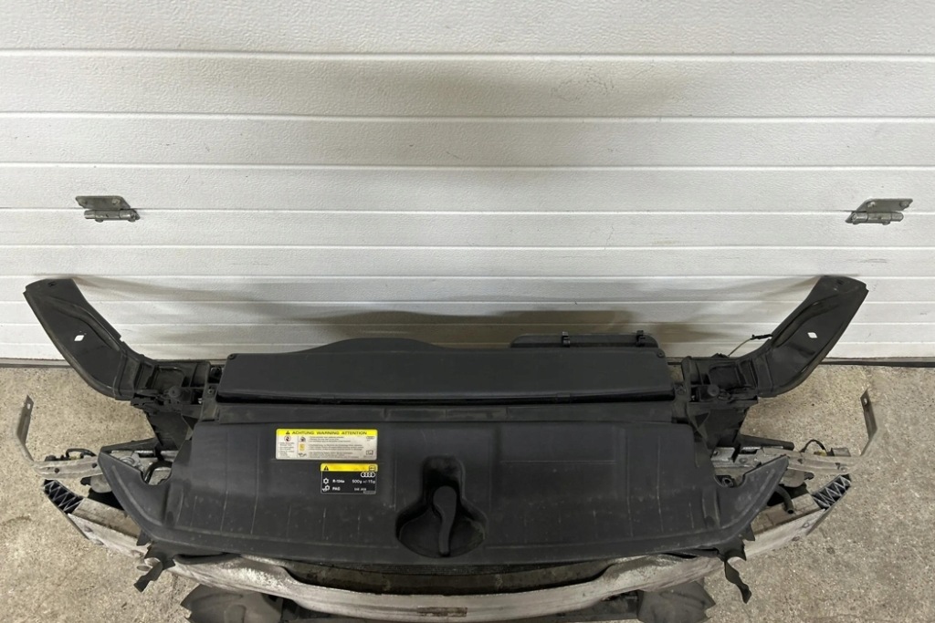 Комплект радиатор audi tt fv3 5q0959455an 2.0l дизель 2016 Недорого