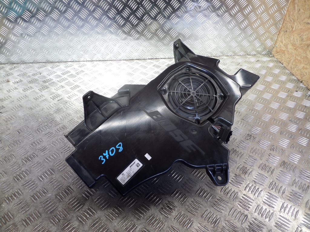 фото №1, Сабвуфер blaupunkt audi оригинальный номер 8p3035382