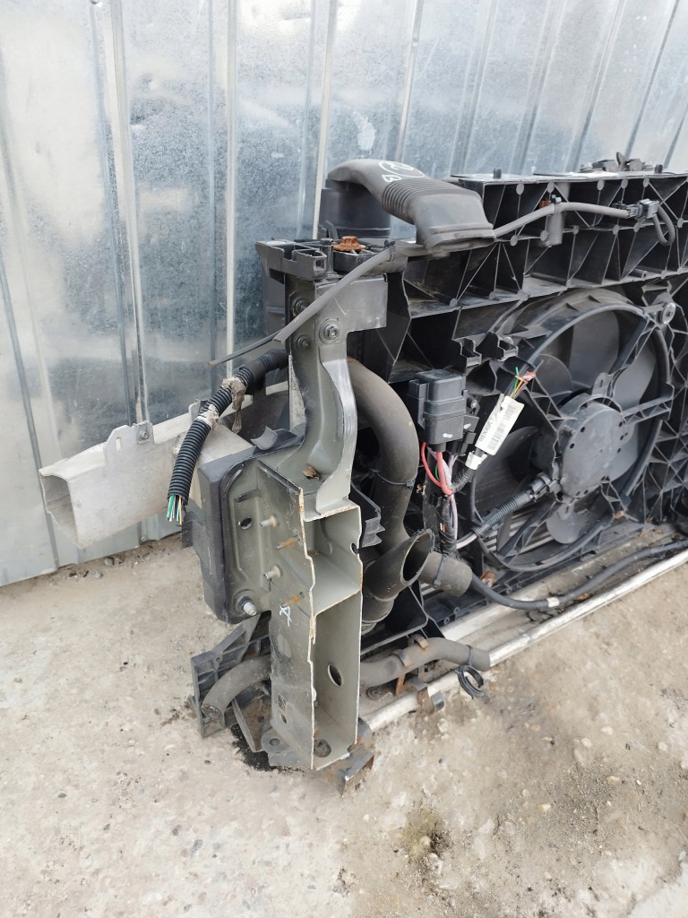 Ремень передний балка радиатор 1.5 dci k9k renault scenic 3 3 рестайлинг  2012-2016 в Украине