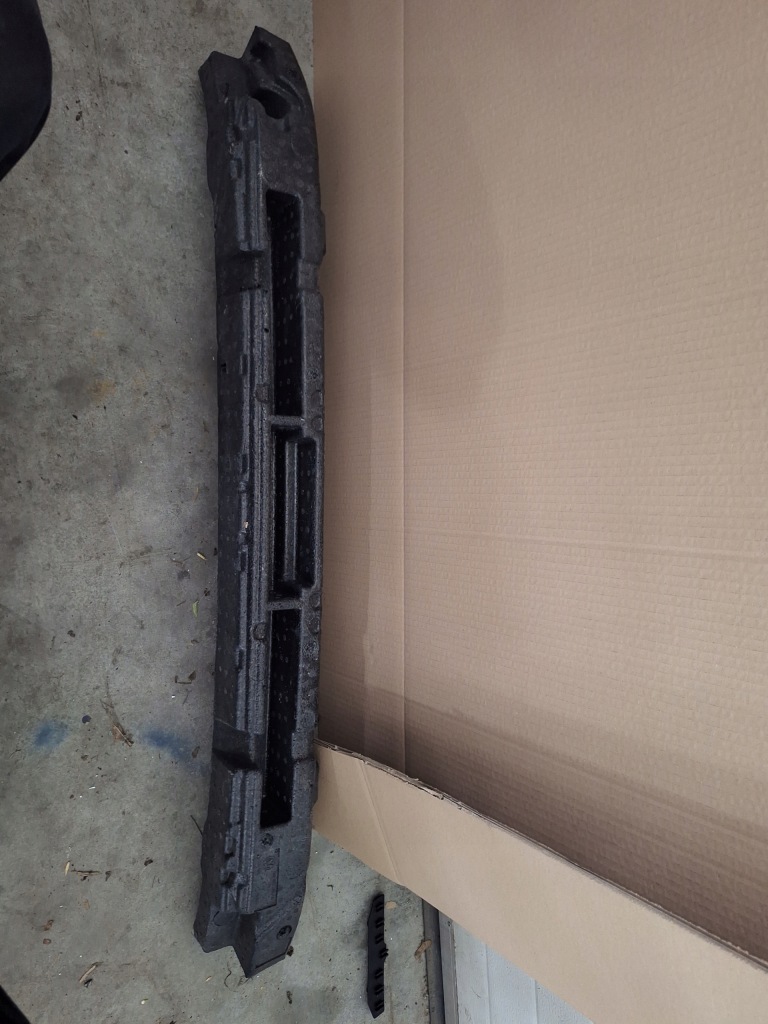 фото №1, Абсорбер бампера перед vw golf viii 8 5h0807248aa