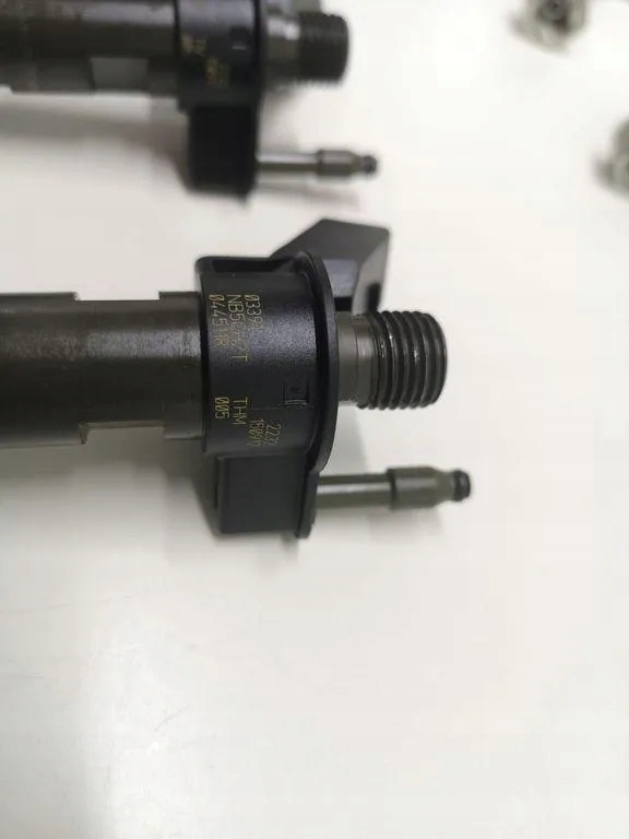 Комплект форсунок bmw 7 g11, g12 857156501 3.0l дизель 195kw 2015 Недорого