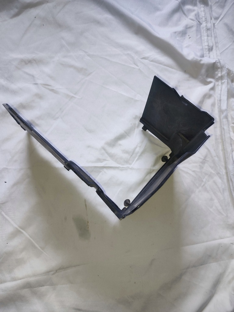 Корпус аккумулятор a2465410105 a2465410205 w246 w176 w117 mercedes Недорого