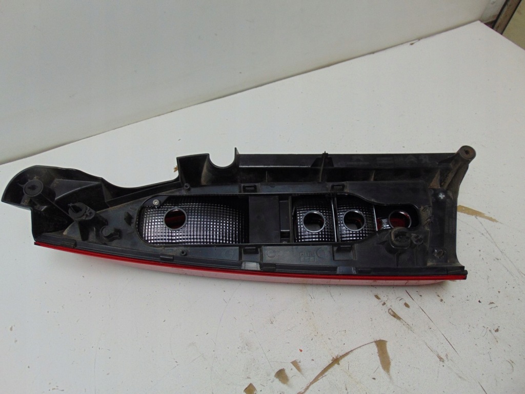 фото №8, Лампа правая задняя citroen berlingo iv opel combo e 9820555080 europa оригинал