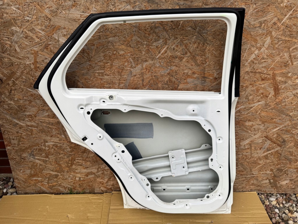 Kia niro 2 22- дверей задні задні ліве Київ