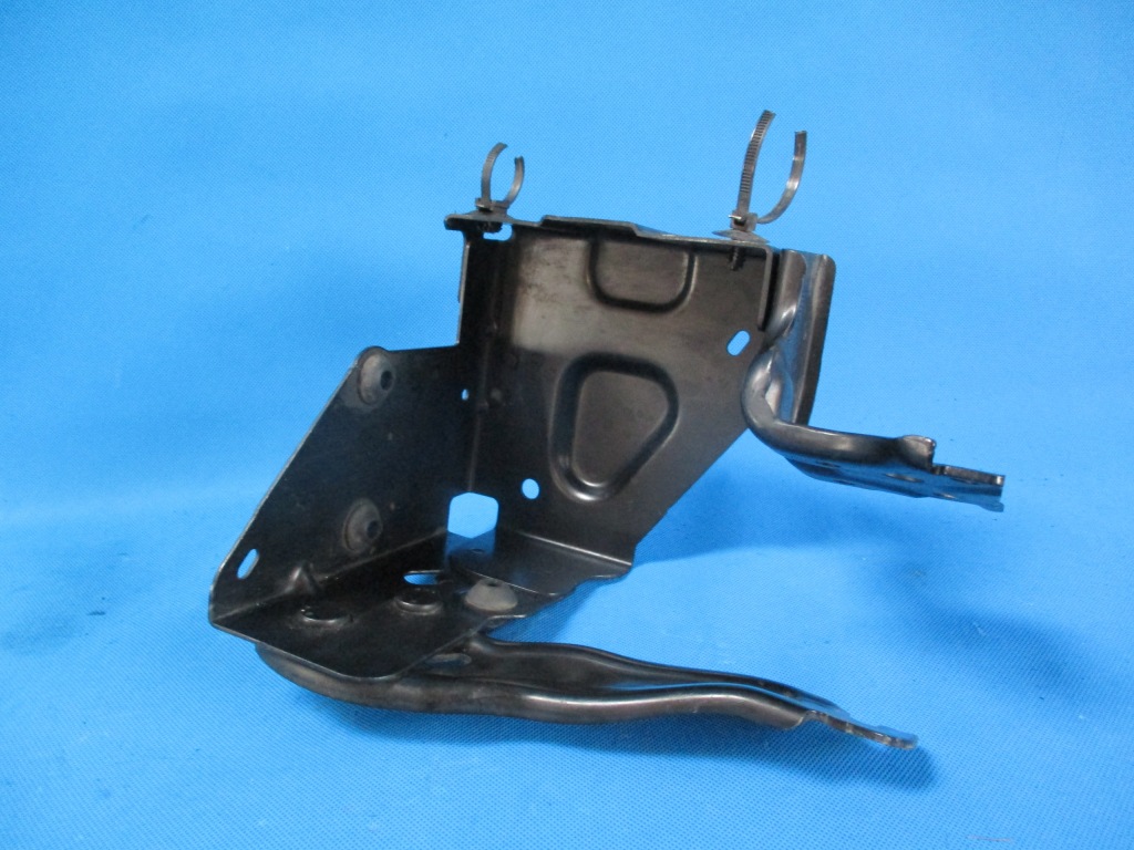 фото №1, Кронштейн насоса abs c3 picasso 9682490080