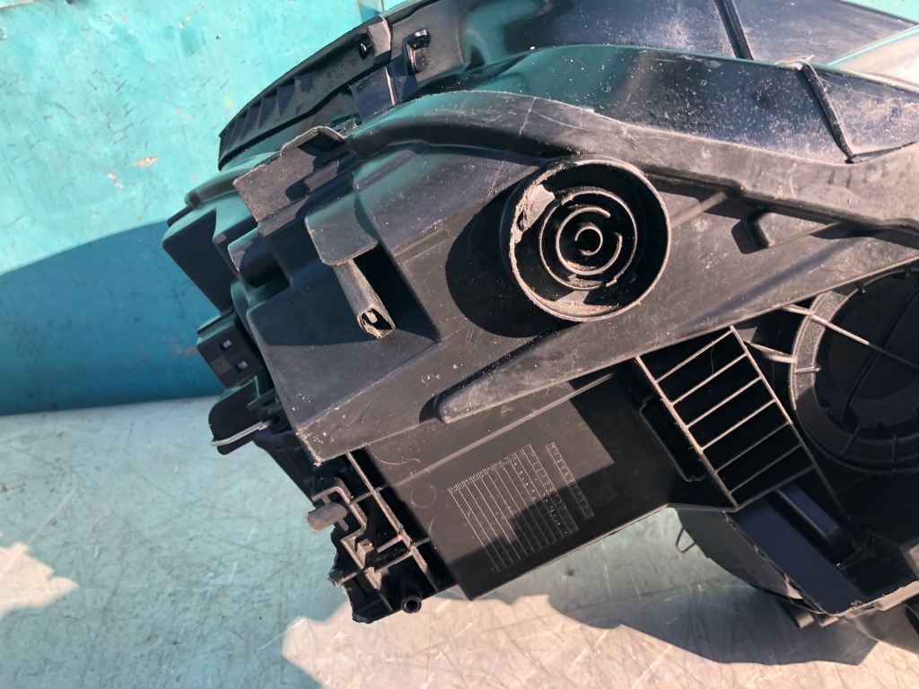 фото №9, Vw golf vii sportsvan lift лампа правый перед правая