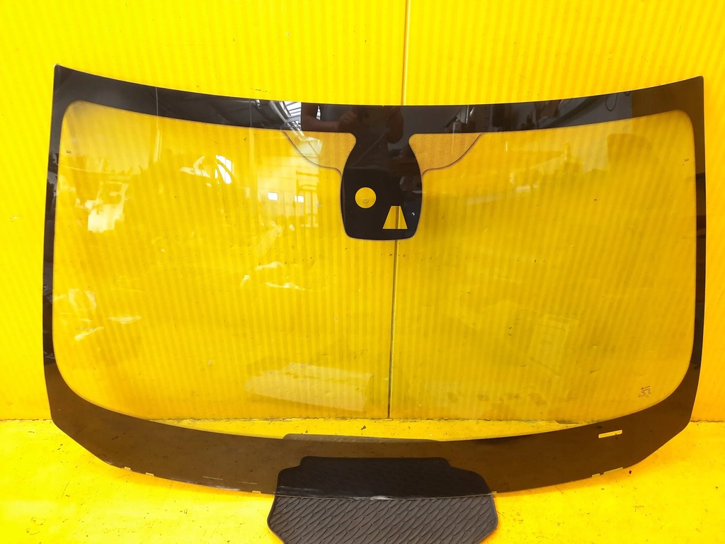 фото №1, Bmw 5 f10 f11 стекло лобовое pod head up датчик