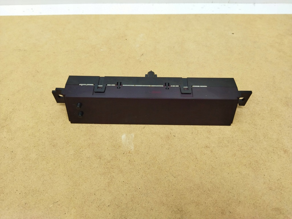 фото №1, Subaru legacy v 09-14 дисплей годинник