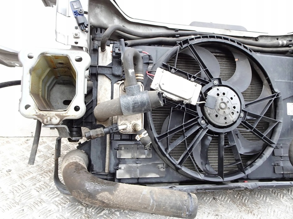 фото №10, Pas передній радіатор kpl. радіатор kpl. volvo c70 ii v50 s40 c30 2.5 t5