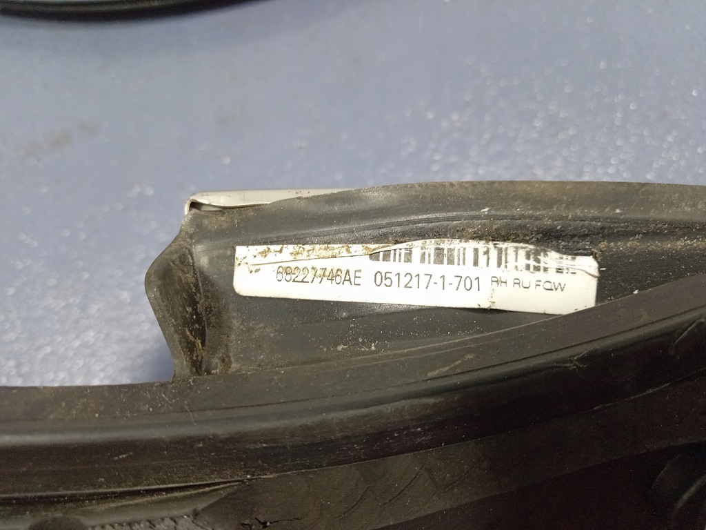 фото №5, Pacifica ii 16- стекло кузовная перед правая 16r 68227746ae