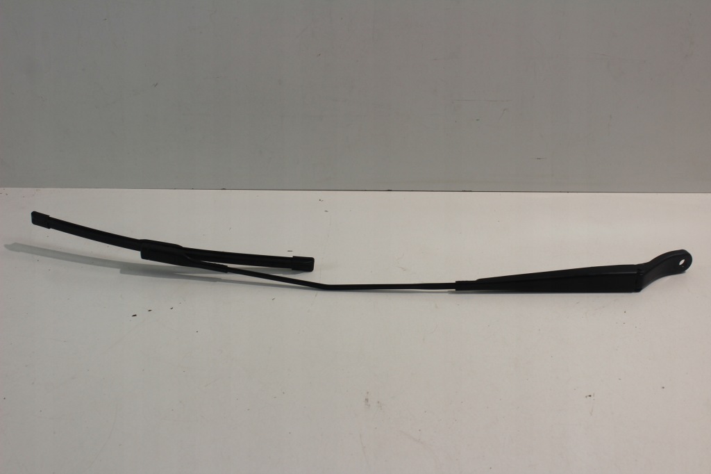 фото №1, Рычаг щетка дворники opel crossland x идеальное состояние 39079980