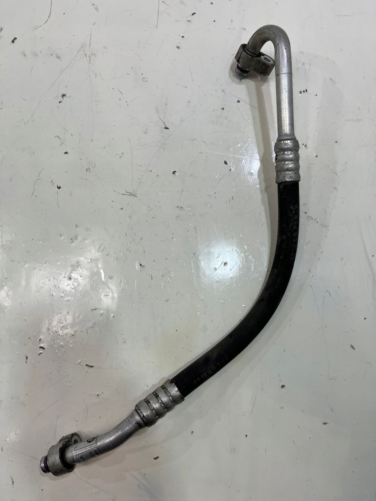 фото №1, Шланг кондиционера vw touareg 7p 7p0820721a