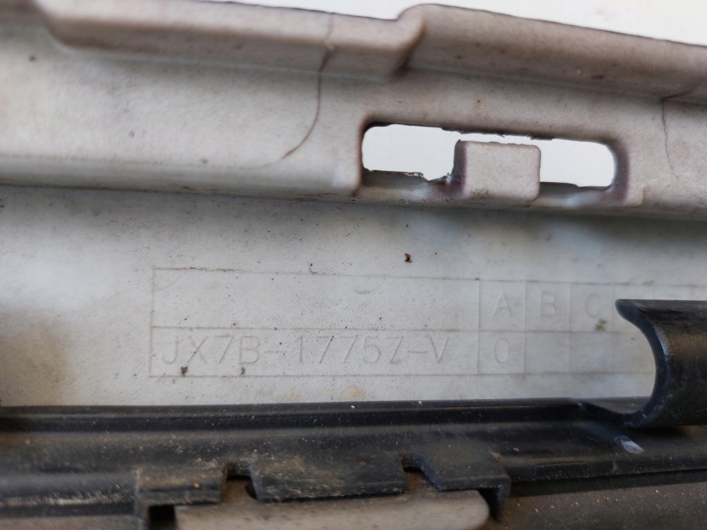 Ford focus mk4 vignale бампер перед jx7b-17757-v Київ