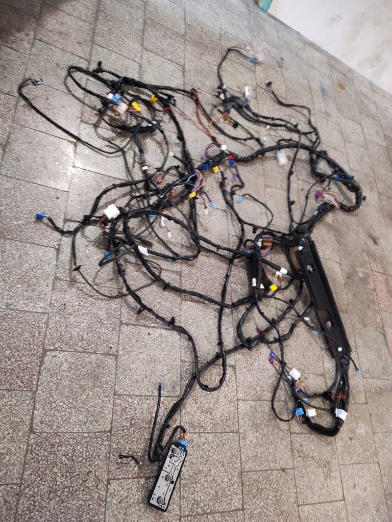 фото №2, Электропроводка кабины scania s r ngs