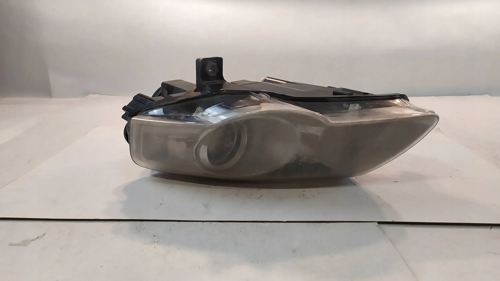 фото №11, Лампа левый перед vw passat b6