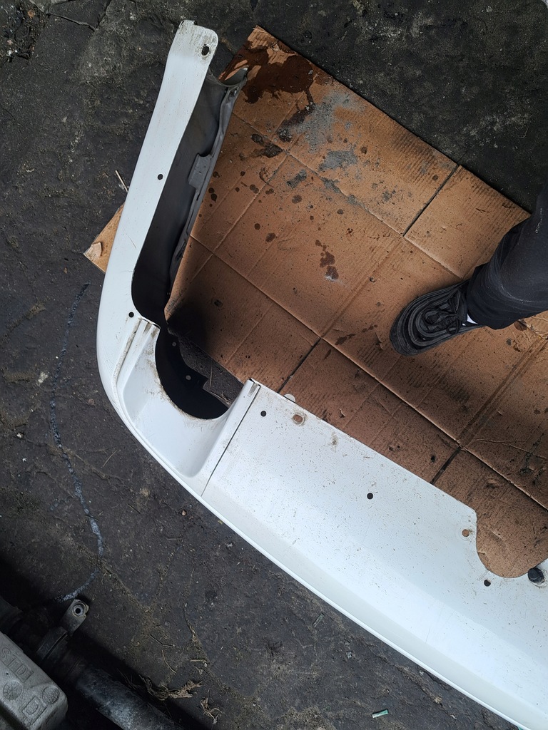 фото №15, Бампер задня subaru legacy iv kombi kod 37j