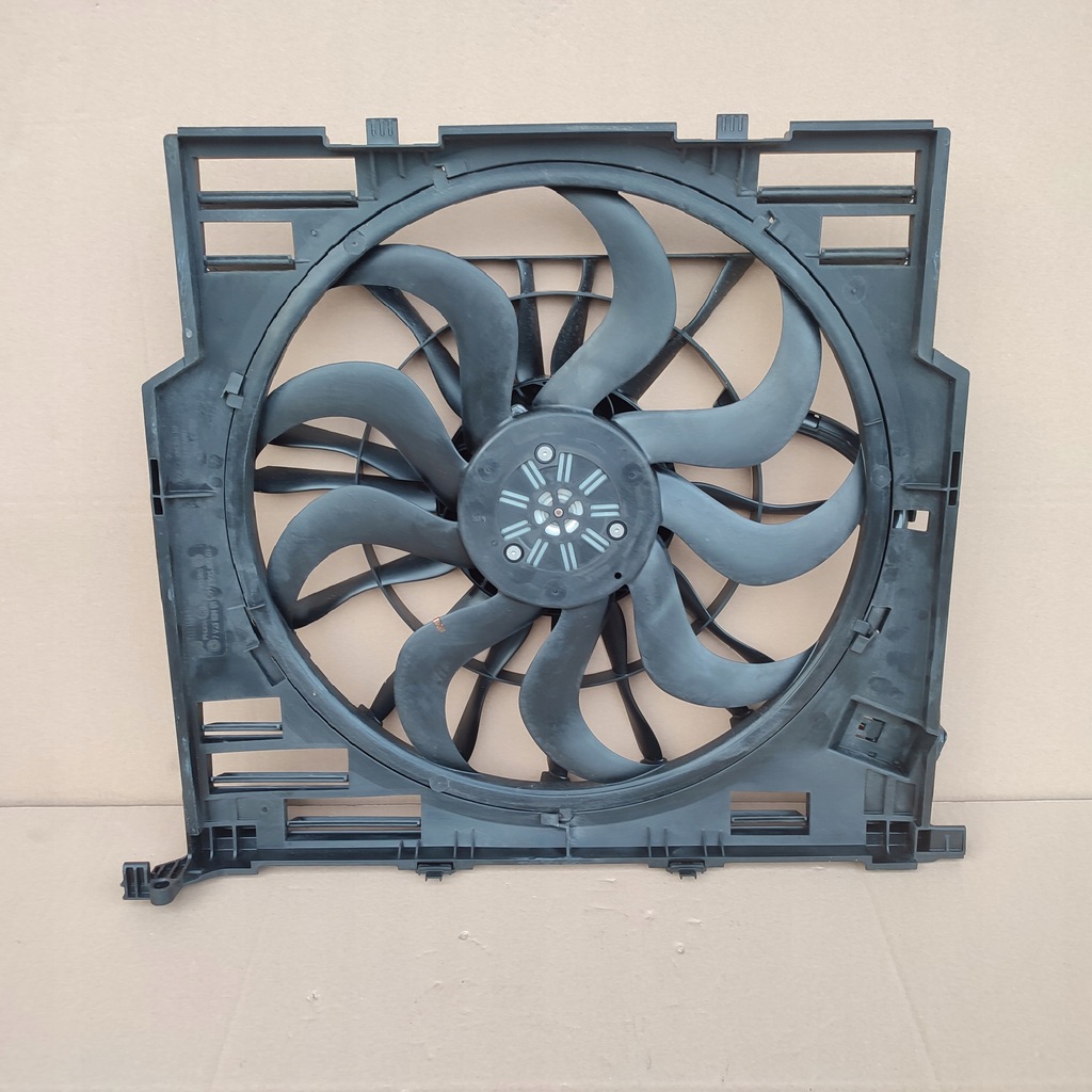 фото №6, Bmw g60 g61 g70 вентилятор радіатора вентилятор корпус вентилятора оригінал