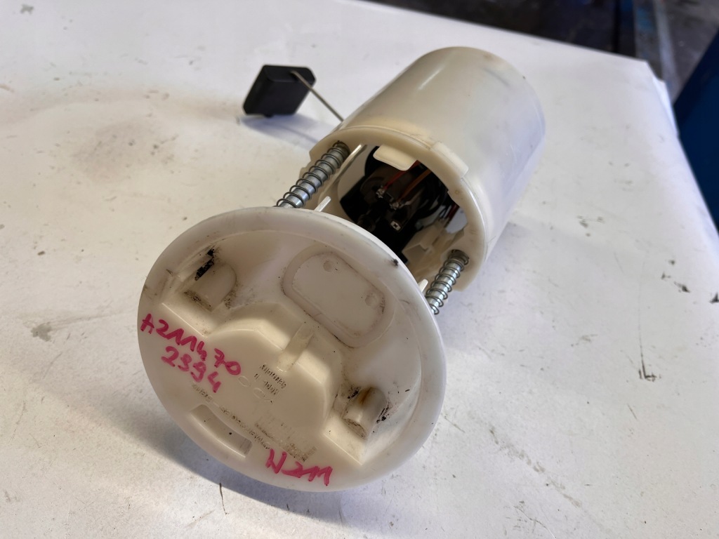 фото №3, Mercedes w211 насос пального a2114702994