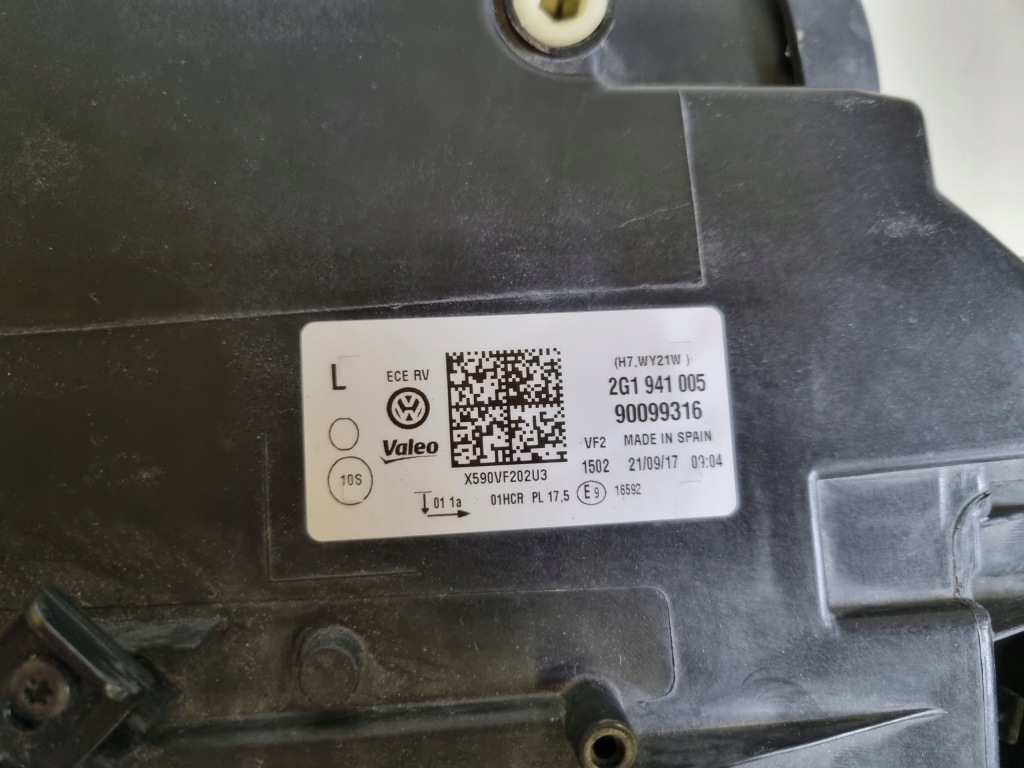 фото №12, Лампа левый перед передняя vw polo vi 2g 17- обычная h7