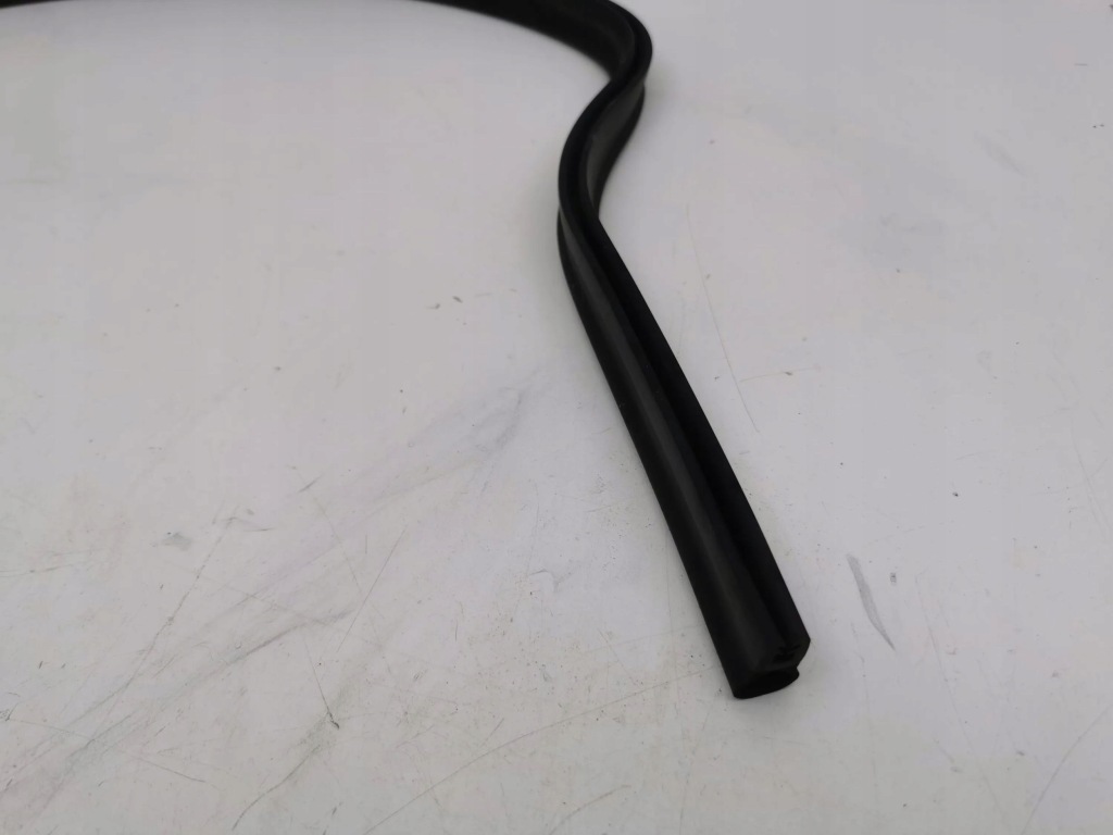 фото №9, Skoda octavia mk4 2022 прокладка капот