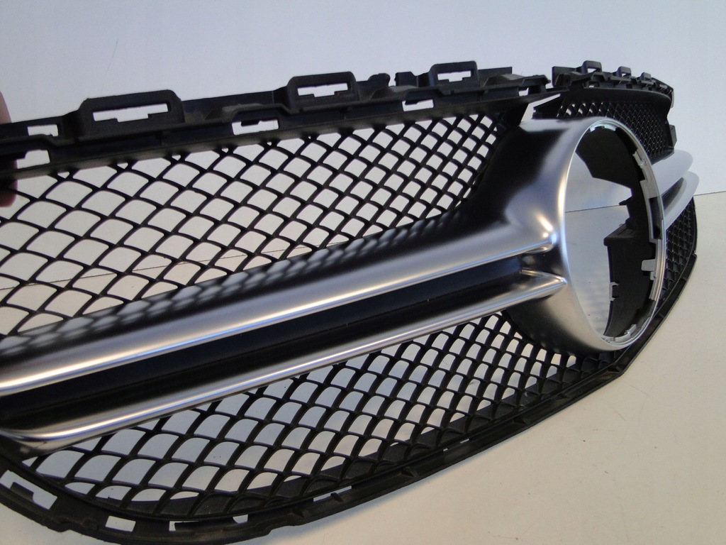 фото №13, Mercedes-benz оригінальний номер a2058880523 решітка радіатора решітка радіатора камера