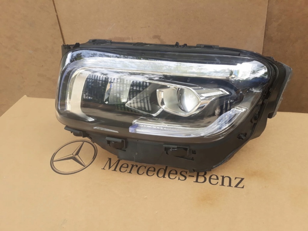 фото №1, Mercedes glb w247 ліва лампа 2479063700 full led 2479063100