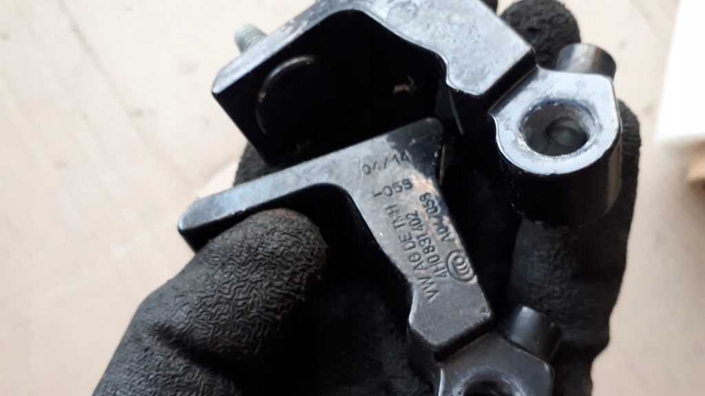 фото №10, S7 4g a7 петля петлі двері праве правий задня задні lz9y