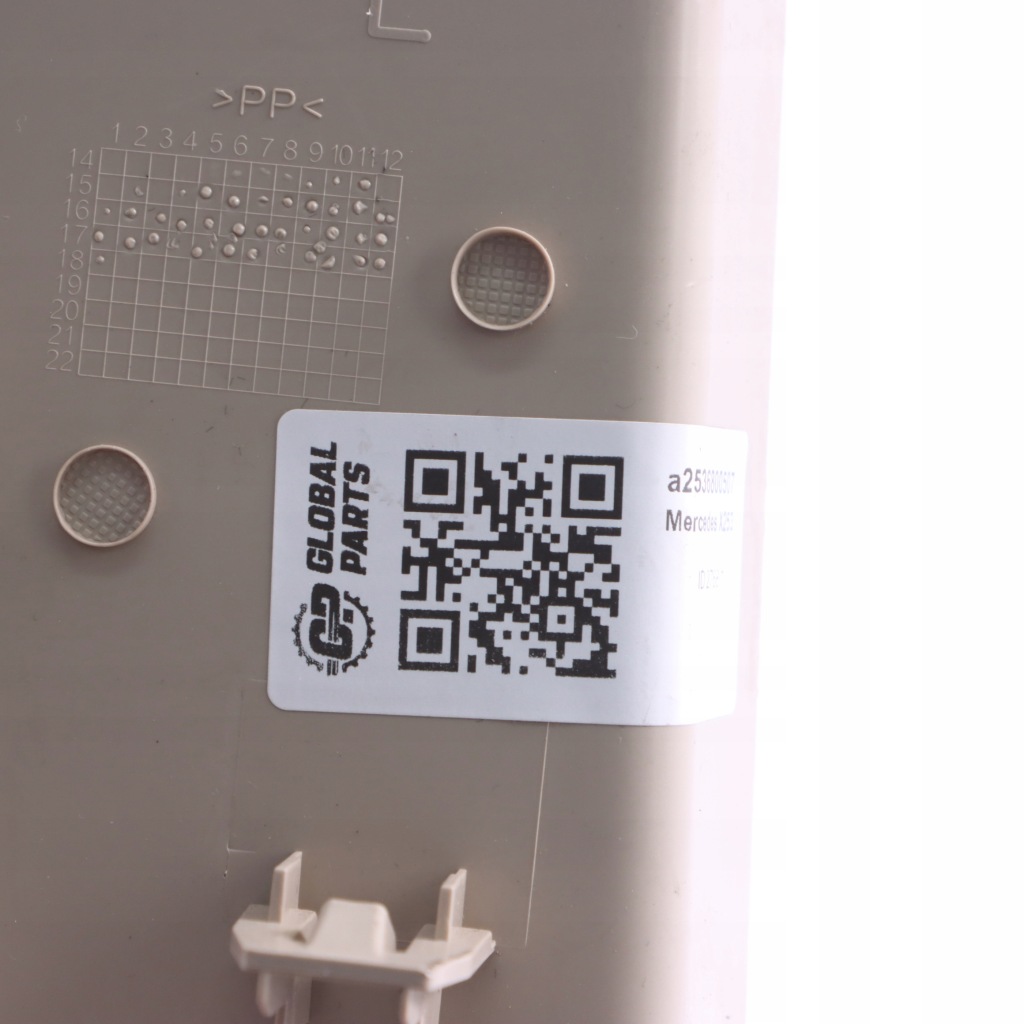 фото №15, Mercedes x253 левая защита консоли бежевая a2536800507