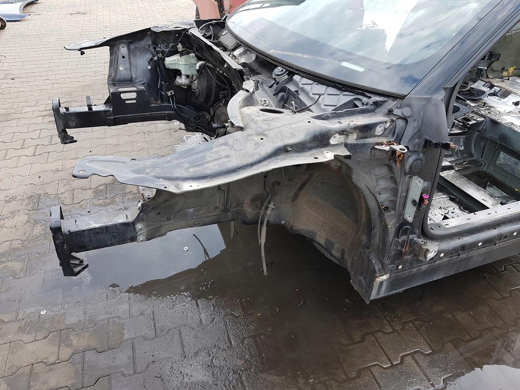 фото №1, Audi tt 8j 06-14r четверть левая перед ly9b