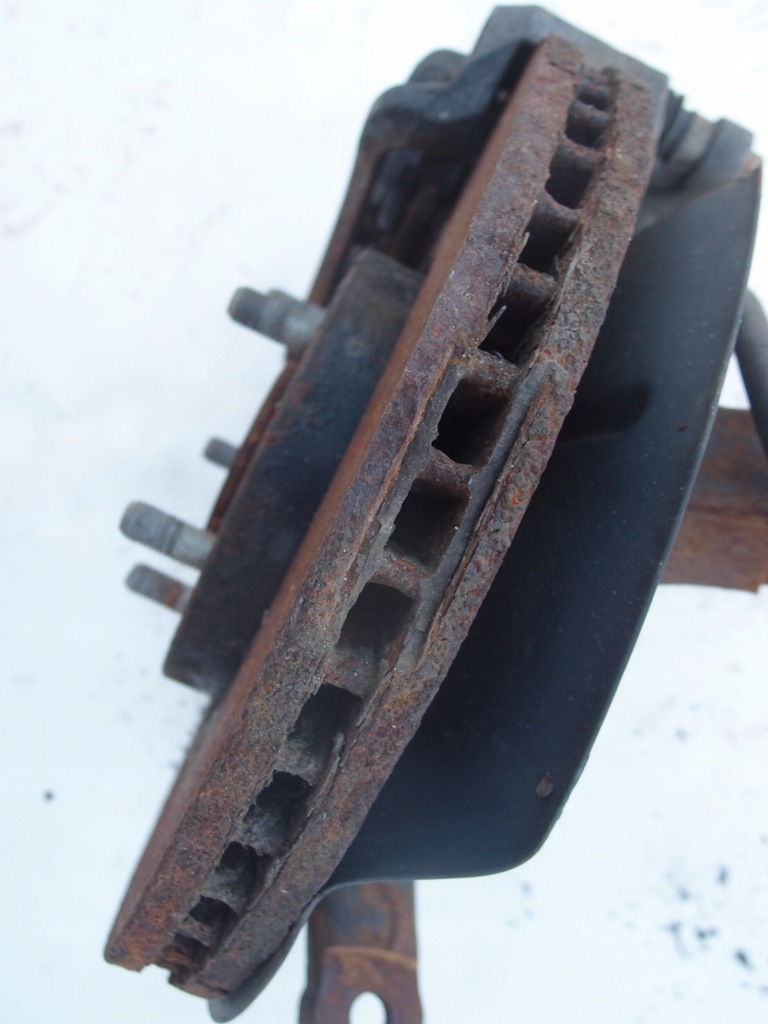 фото №4, Поворотний кулак ступиця лівий перед hyundai ix35