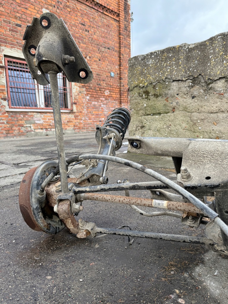 фото №8, Dacia duster i 10- подвеска задняя задние комплект 1.5 dci 4x4