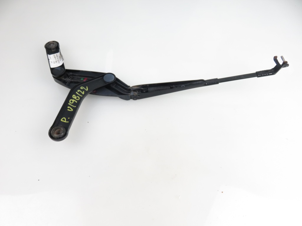 Рычаг дворники правое mercedes c215 Недорого