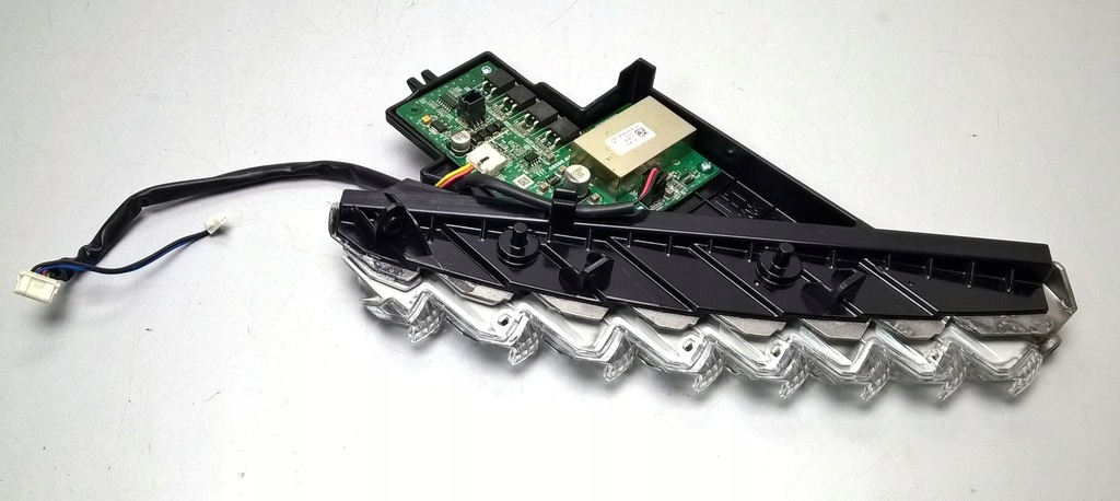 фото №1, Hyundai i20 ii 2014-2020 модуль + led нижний лампы левый перед оригинальный номер