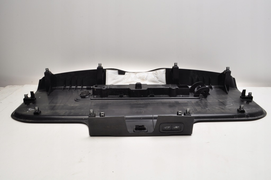 фото №11, Volvo xc60 ii захист кришки багажника кнопки 31440632