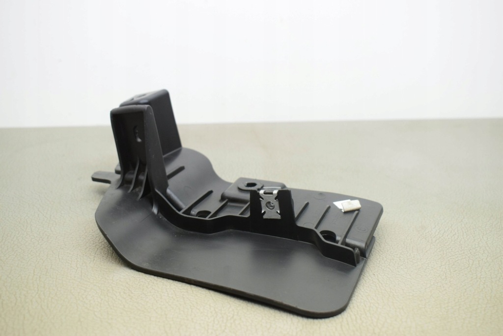 фото №9, Бризковик правий задній vw tiguan ad1 5na854856b 2017