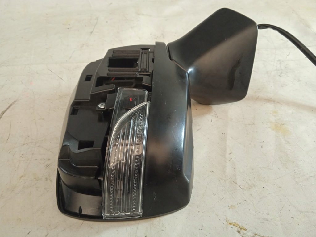 Subaru forester 13-18 дзеркало праве  9 pin америка в Україні