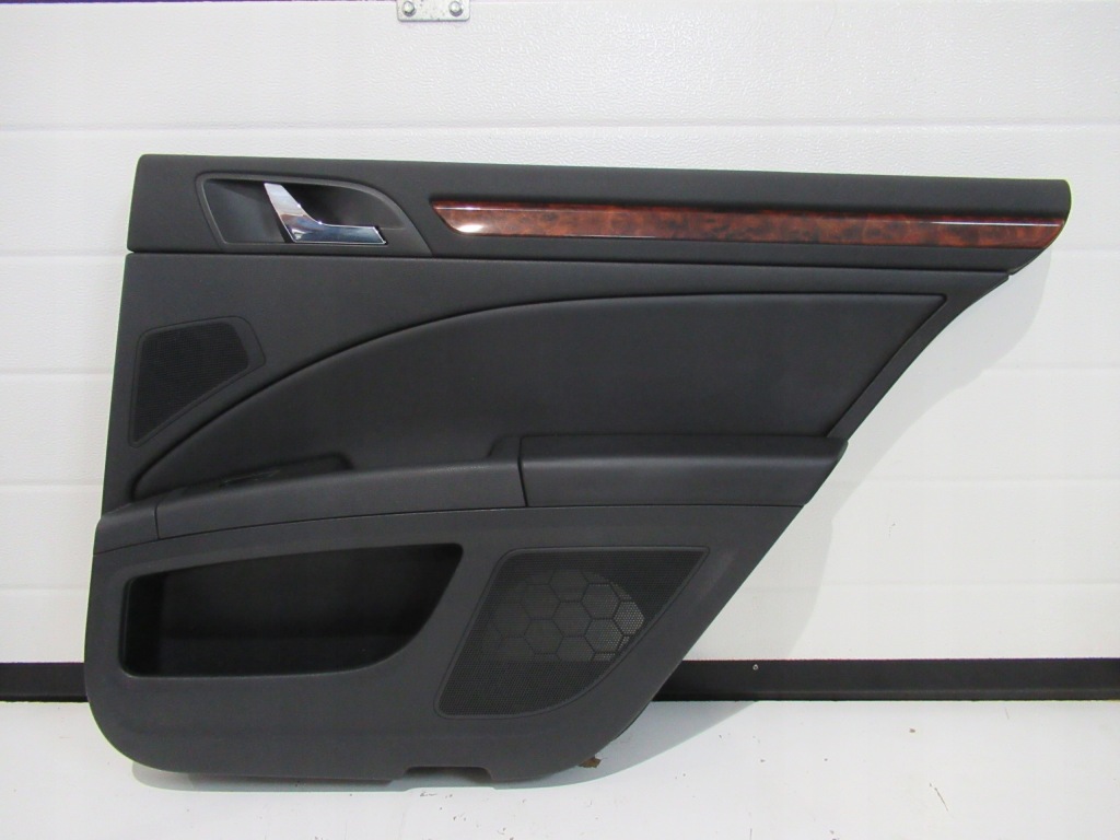 фото №1, Superb ii седан обшивка правий задня 3t5867212