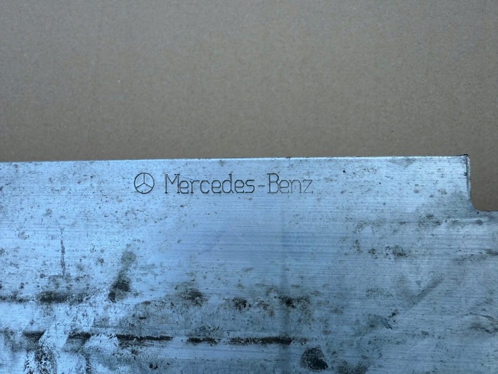 Підсилювач балка передня mercedes glb 247 eqa eqb 2019 - 2025 . Зі Шроту