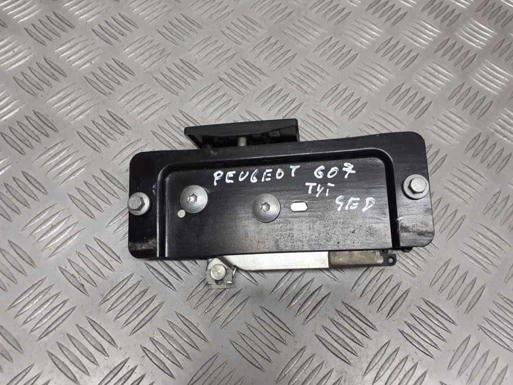 фото №3, Засувка замка кришки багажника peugeot 607