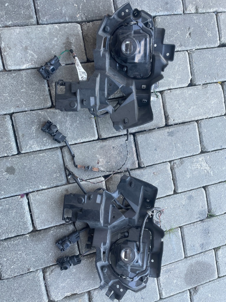 фото №1, Противотуманная фара датчик парковки решётка mazda 6