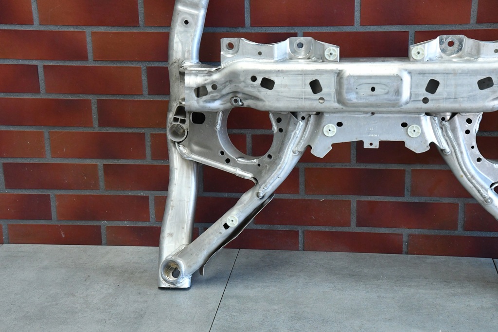 фото №9, Підрамник підрамник підрамник поперечина балка підвіска bmw 5 g60 g61 7 g70 14779km