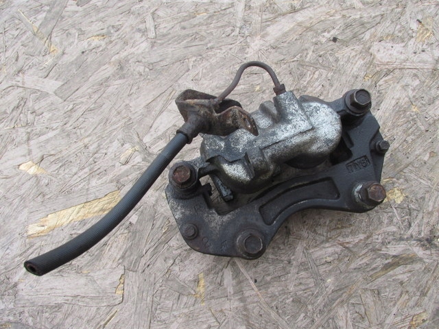 фото №5, Pajero sport i shogun montero 2003r. 3.0 v6 супорт скоба правий перед