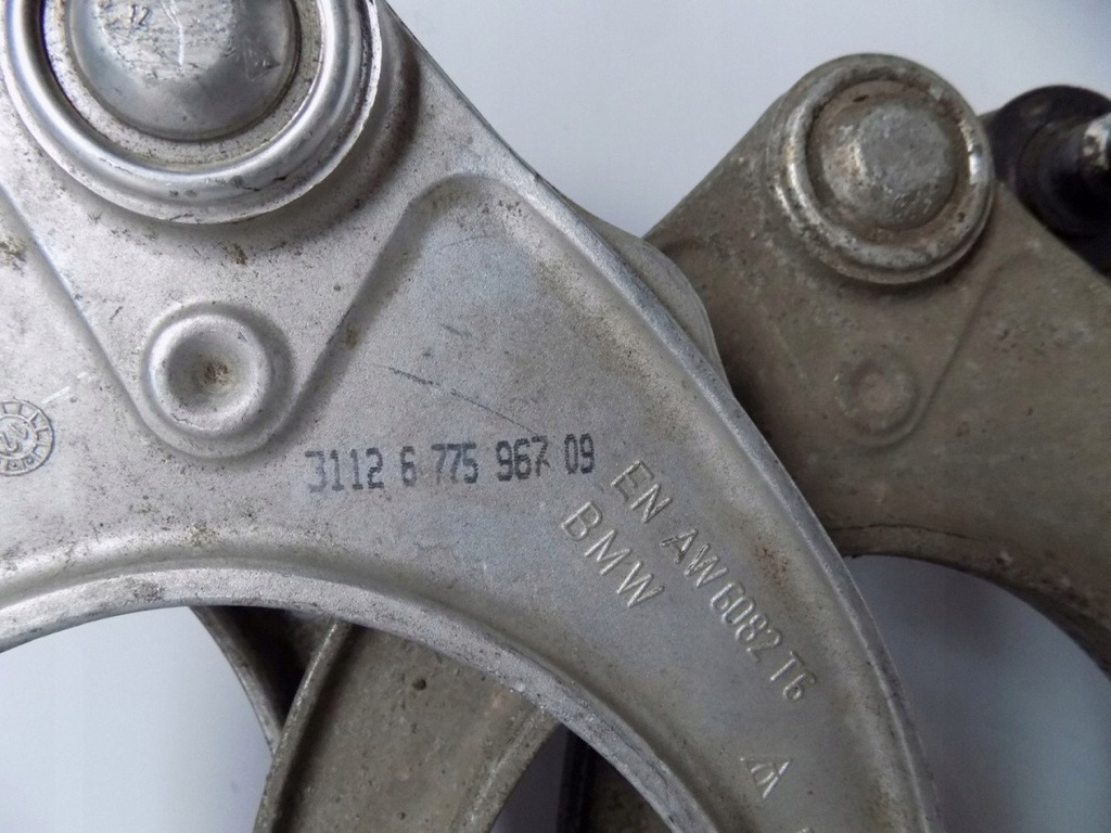 фото №13, Bmw 5 f10 bmw 7 f01 важіль передній верхній - 00037