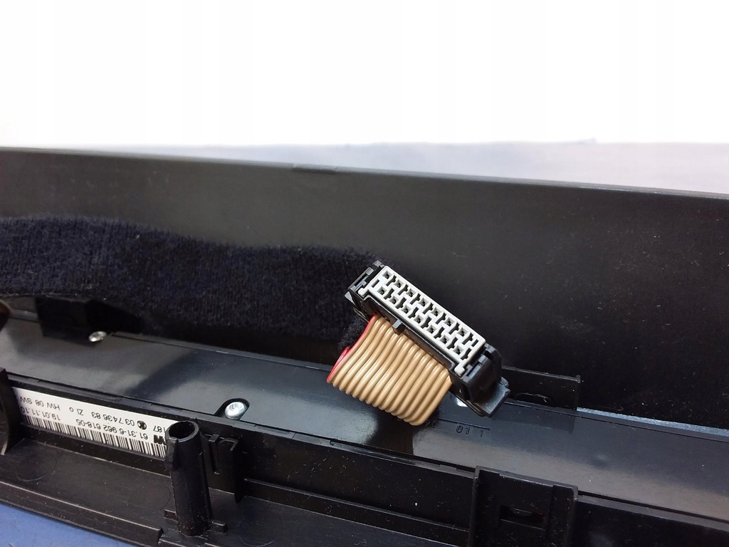 фото №5, Bmw 3 e90 e91 панель рамка радіо 9120979