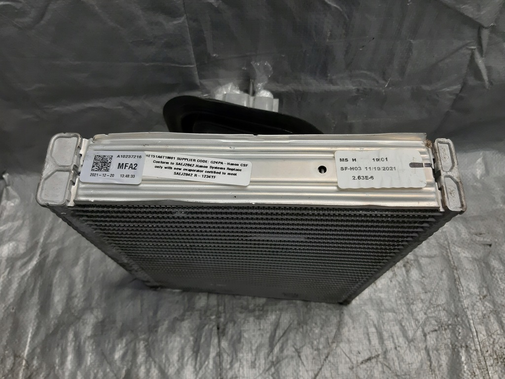 фото №10, Радиатор отопителя кондиционера mercedes x247