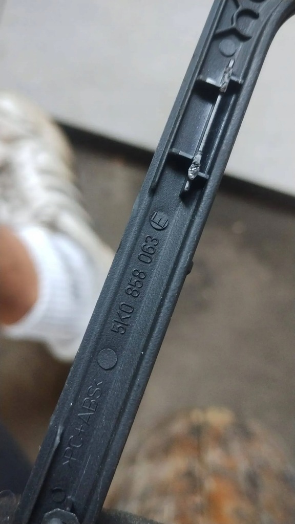 фото №2, Рамка радио 5k0850063e vw golf vi